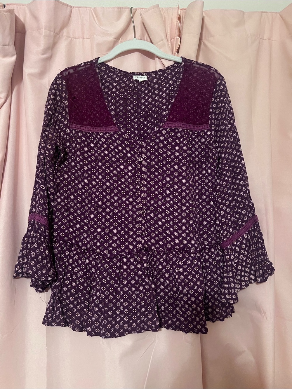En Crème Purple Patterned Boho Peplum Top With Lace Detail